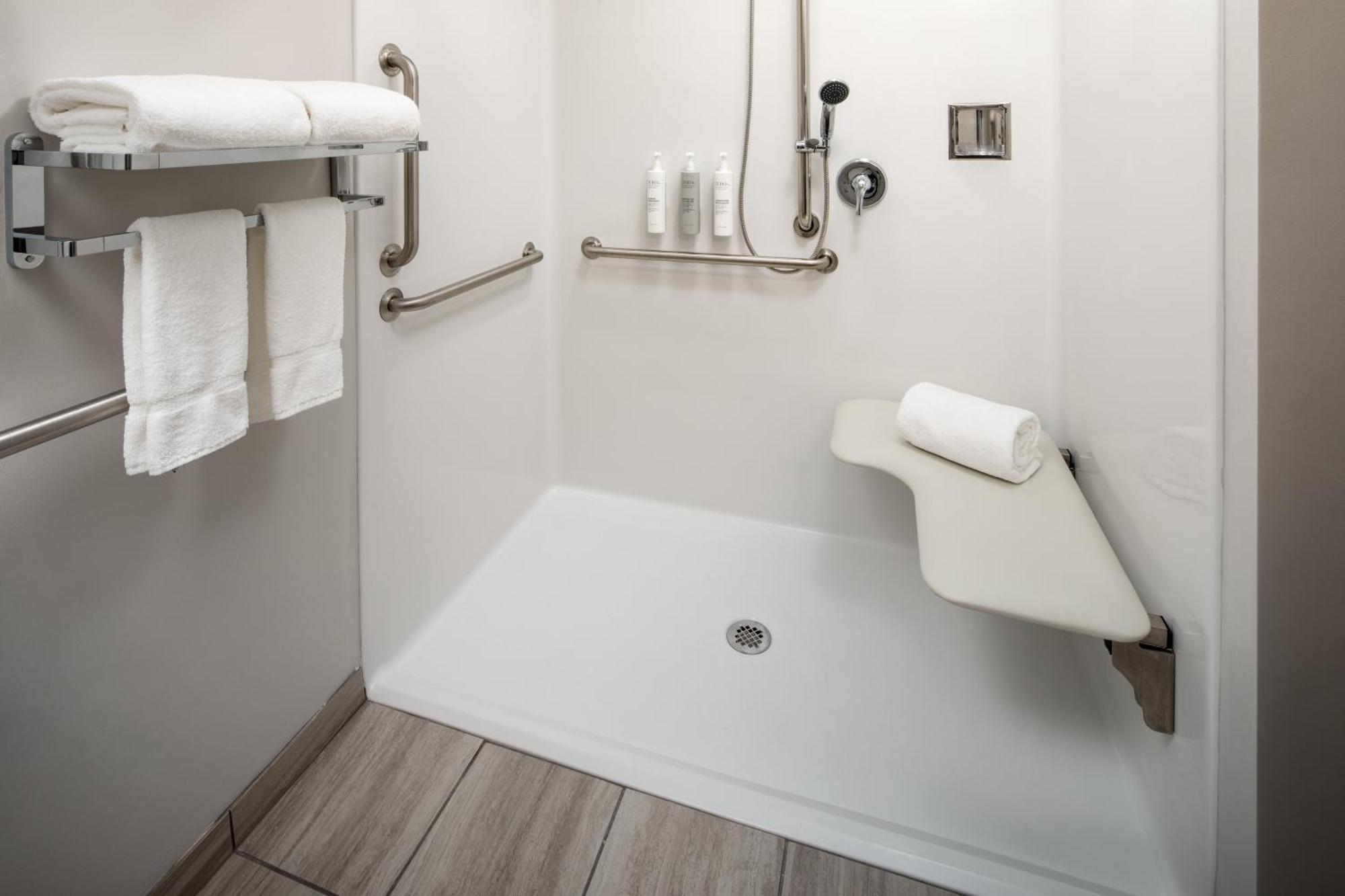 Hotel Ursa Orono المظهر الخارجي الصورة